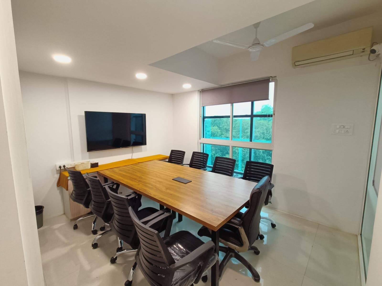 10 Seater Conference room 1
